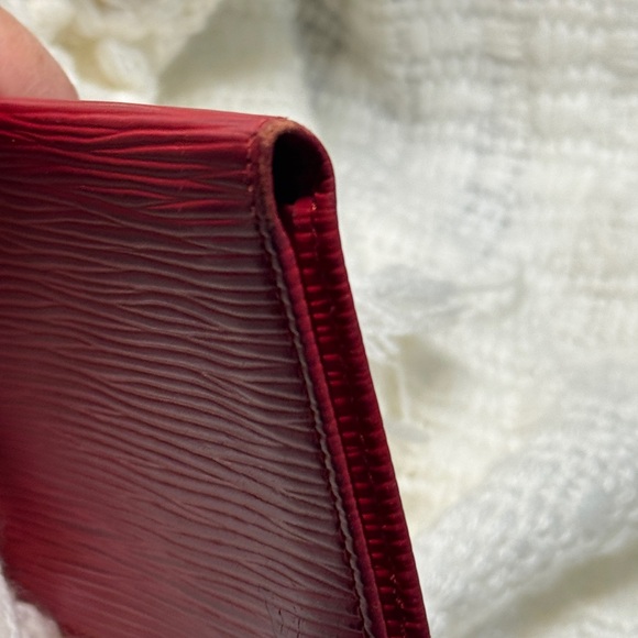 Louis Vuitton Red Textured Wallet ID card case epi leather - Picture 9 of 9